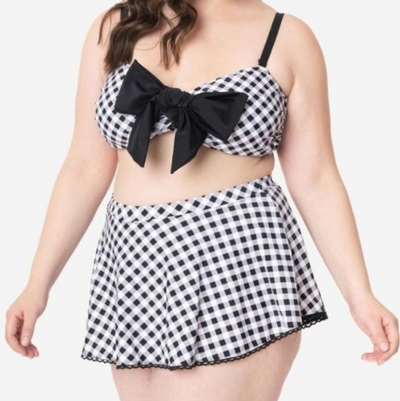 White & Black Gingham Pin-Up Swim Skirt - Picture 3 of 4